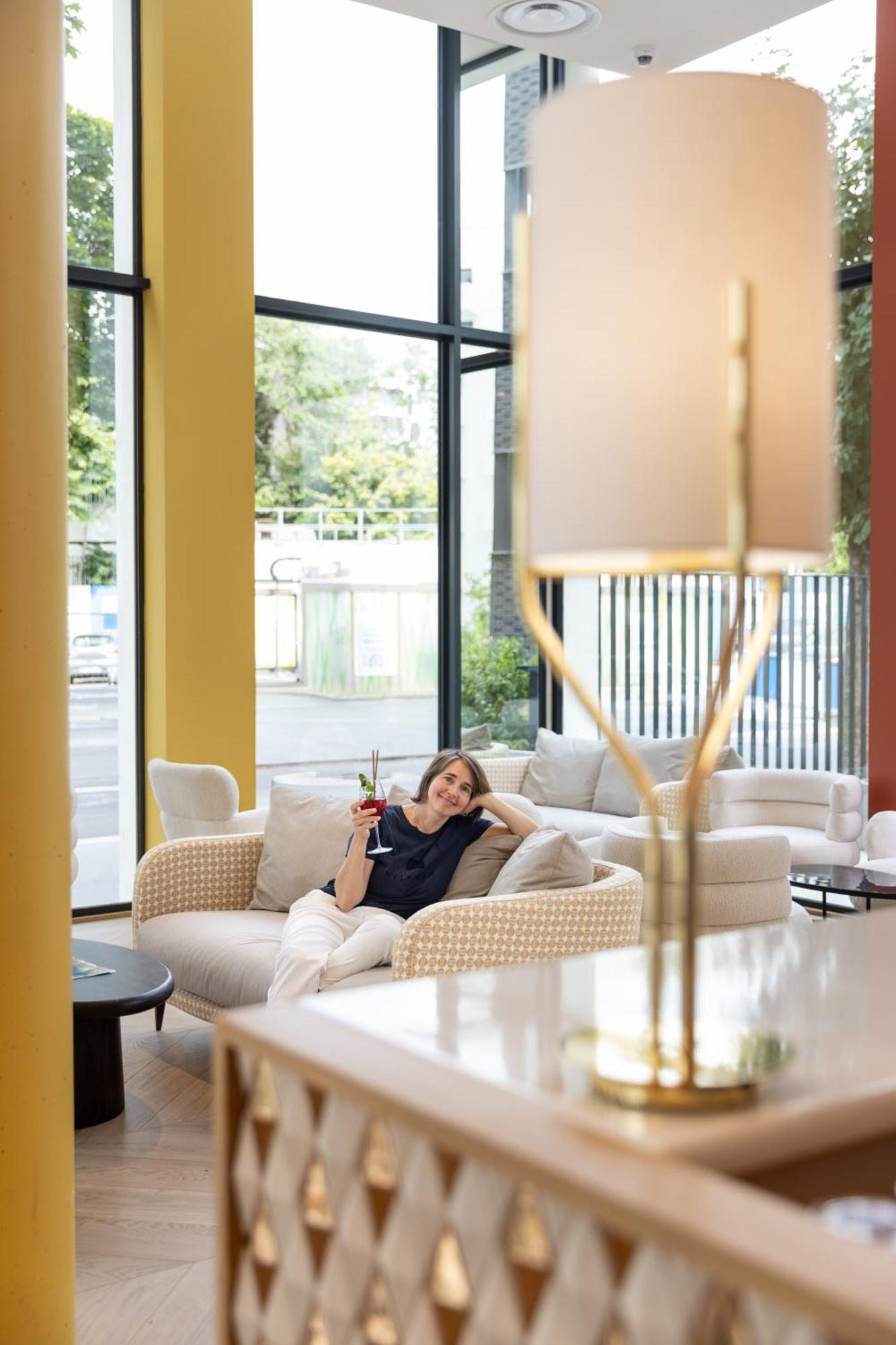 Hotel Kyriad Prestige Paris Asnieres Esterno foto