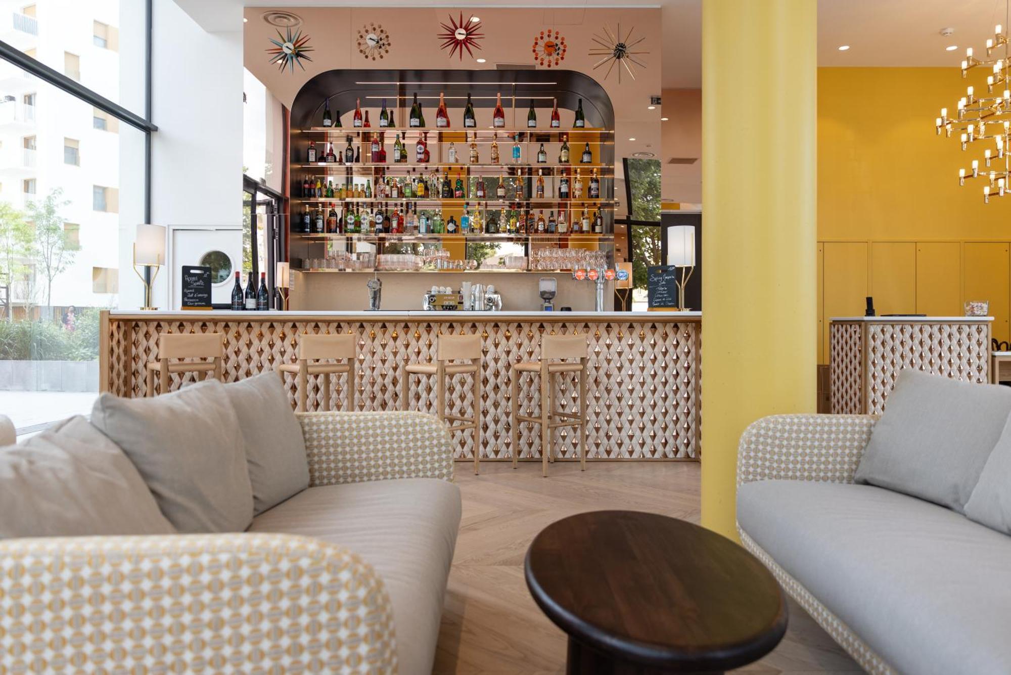 Hotel Kyriad Prestige Paris Asnieres Esterno foto