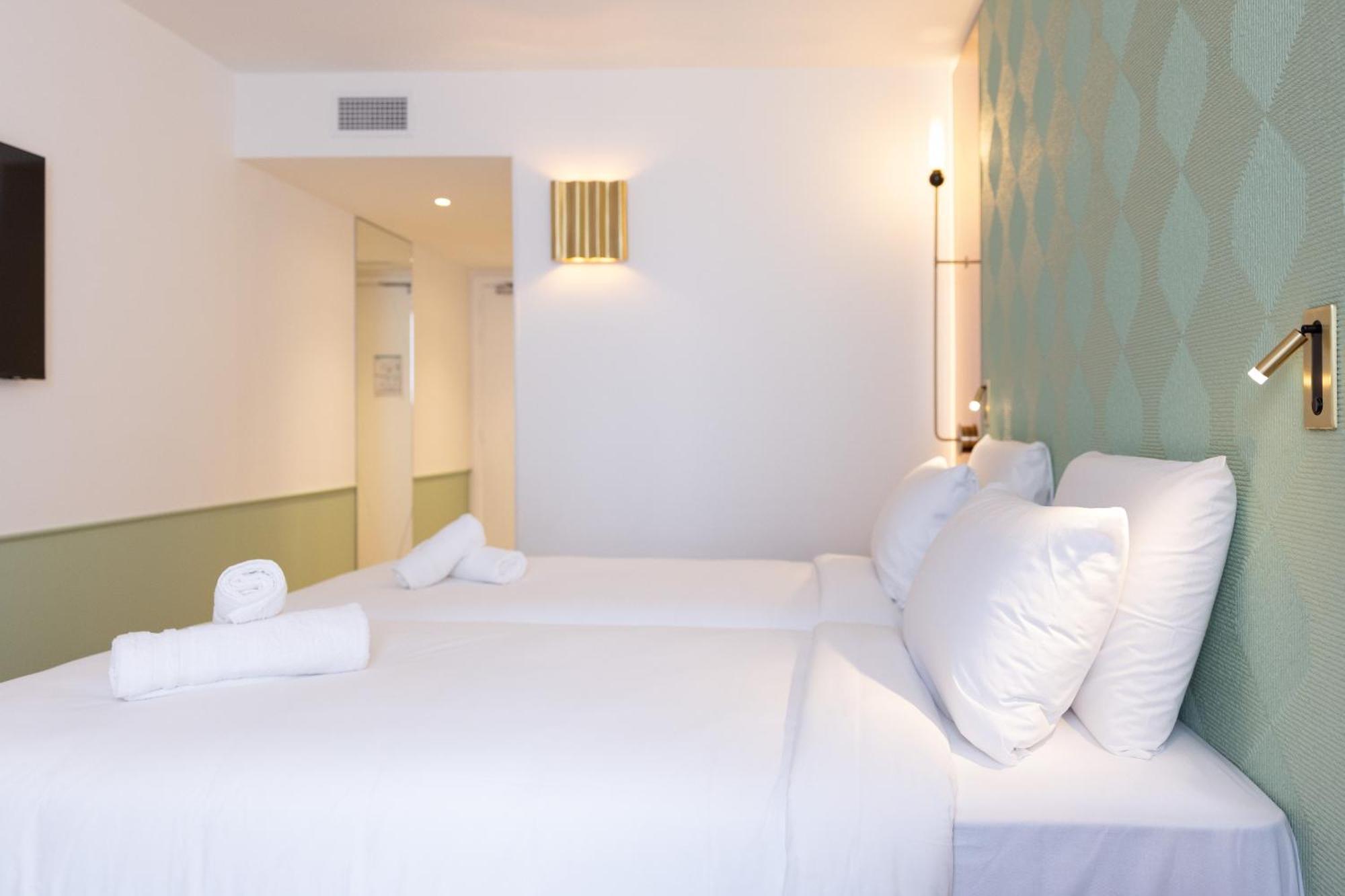 Hotel Kyriad Prestige Paris Asnieres Esterno foto