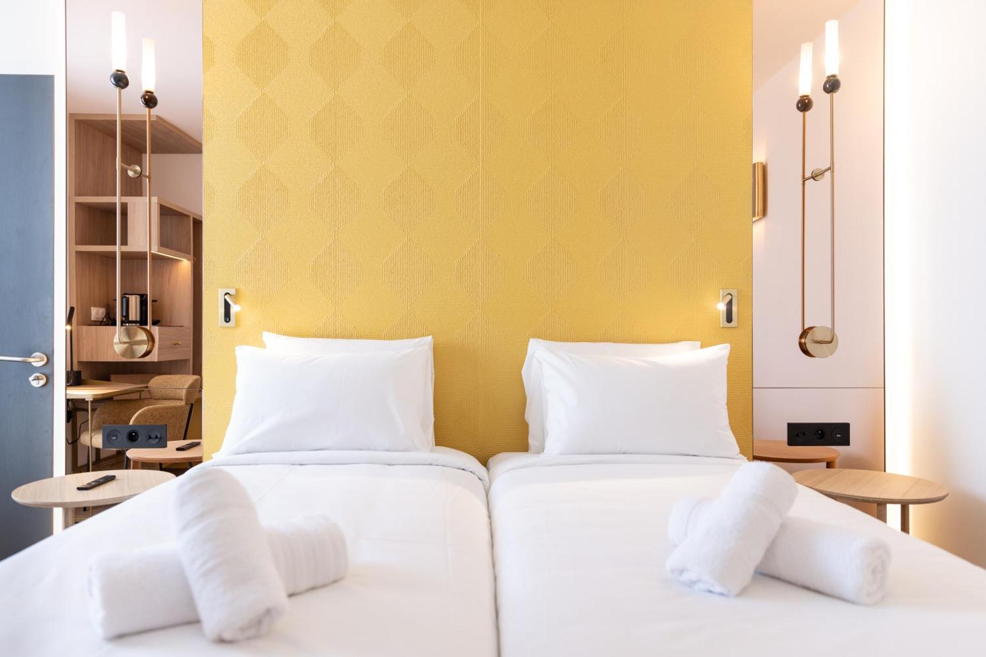 Hotel Kyriad Prestige Paris Asnieres Esterno foto