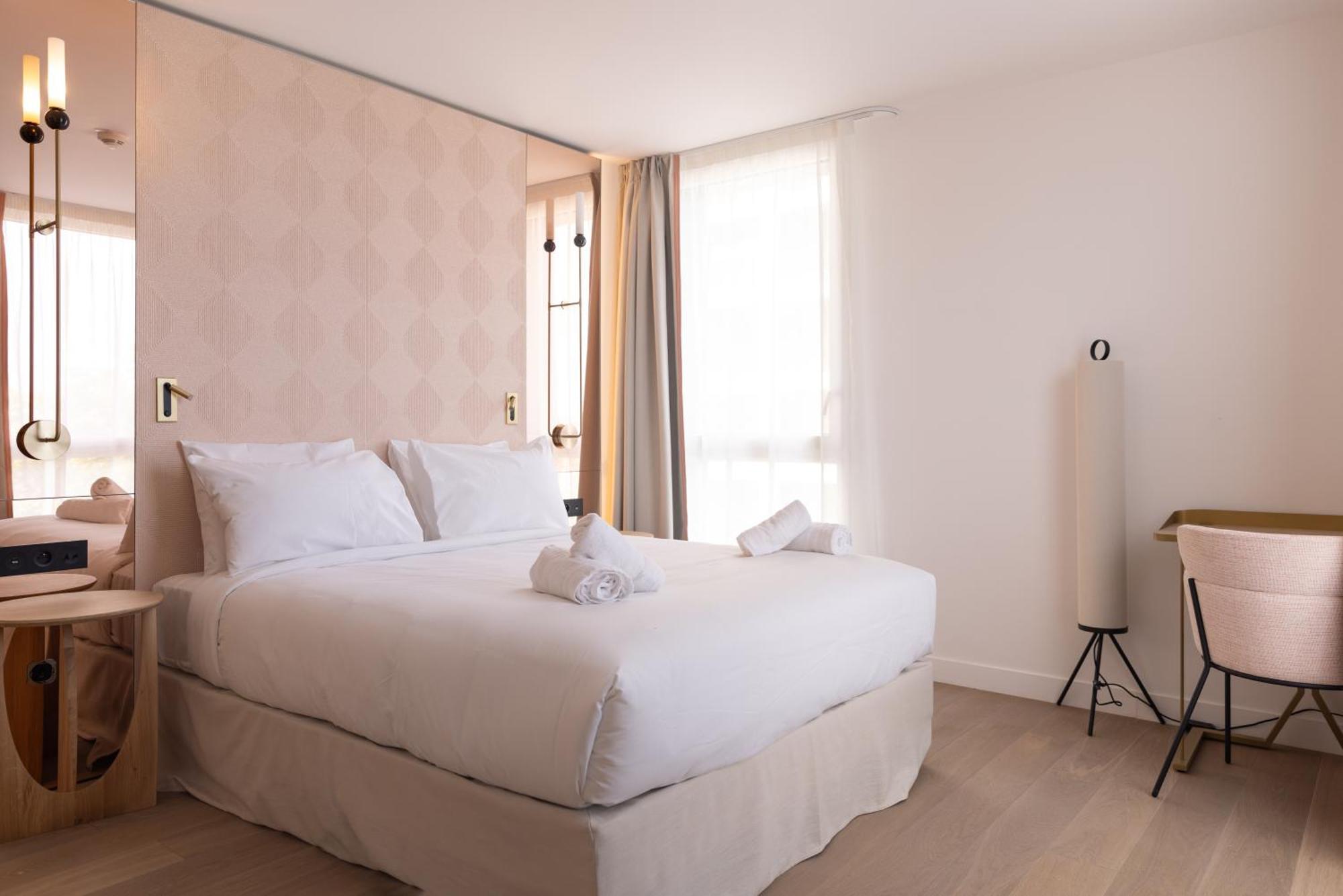 Hotel Kyriad Prestige Paris Asnieres Esterno foto
