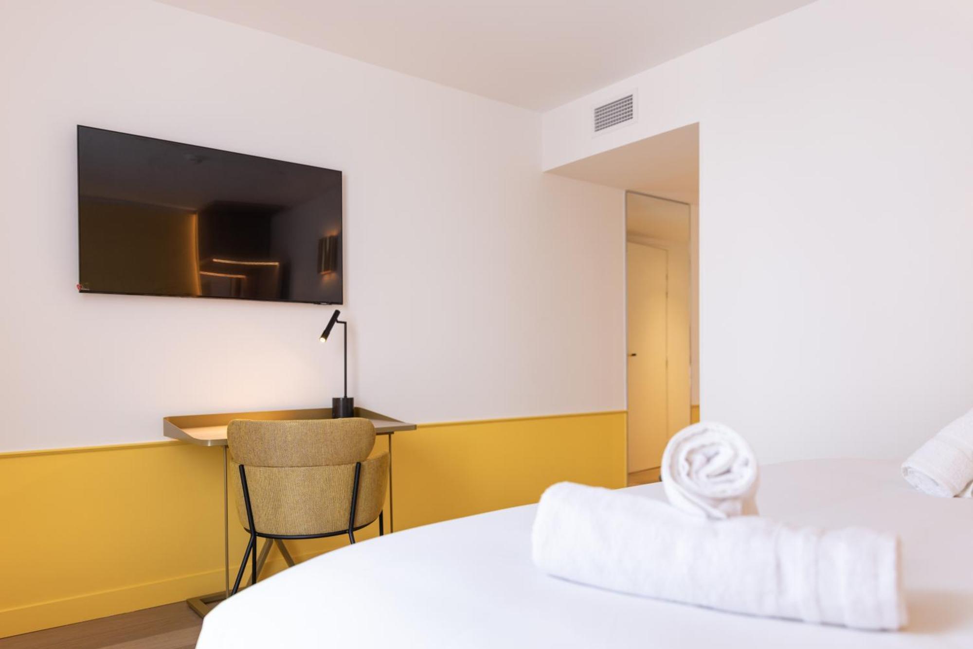 Hotel Kyriad Prestige Paris Asnieres Esterno foto