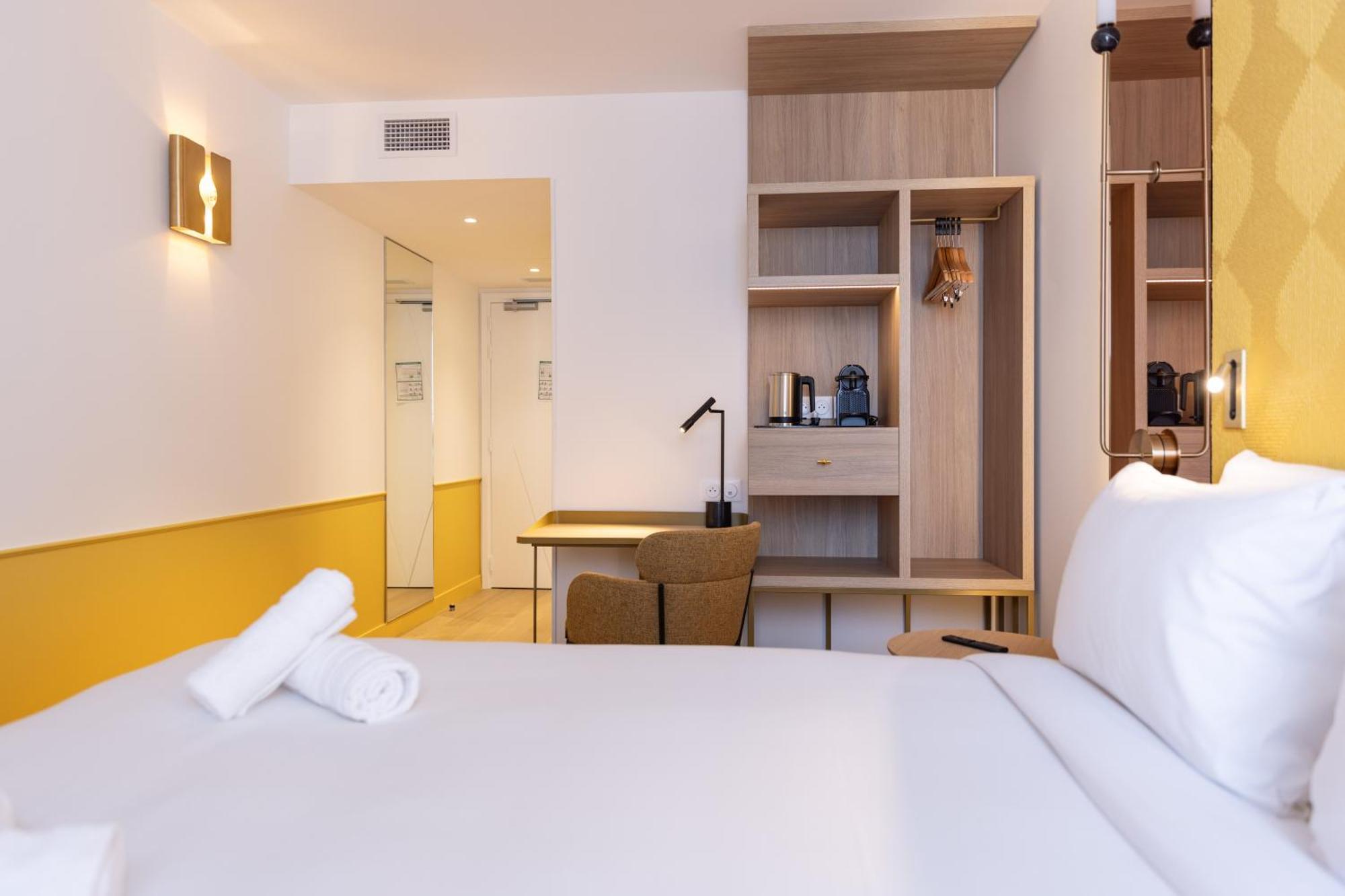 Hotel Kyriad Prestige Paris Asnieres Esterno foto